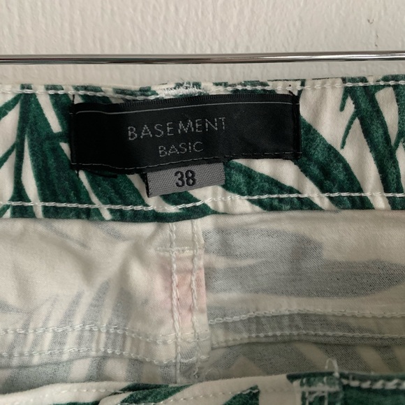 Floral Palm Trees Skinny Jeans - Picture 3 of 5